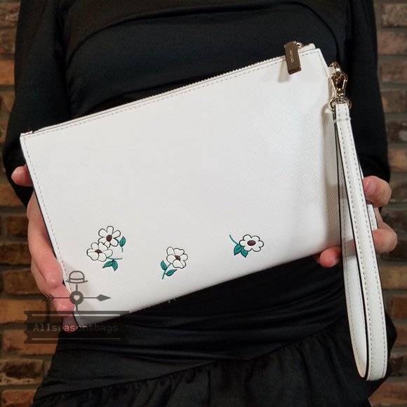 DISNEY X KATE SPADE NEW YORK TIGGER WRISTLET K6871 NWT $169 AUTHENTIC - Picture 5 of 6